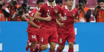 Bek Timnas Indonesia, Jordi Amat, saat berlaga lawan Kamboja di Grup A Piala AFF 2022 di Stadion Utama Gelora Bung Karno, Jumat (23/12/2022) [Foto: bola.net]