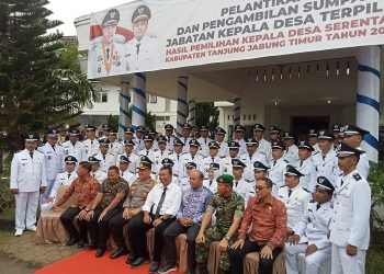 Pelantikan kepala desa terpilih di Kabupaten Tanjab Timur tahun 2022. [Foto Misbah]