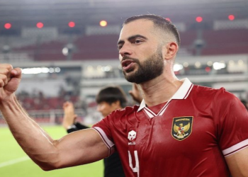 Jordi Amat usai laga Piala AFF 2022 Timnas Indonesia vs Kamboja, Jumat (23/12/2022). [Foto: bola.net]