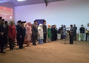 Pelantikan Panitia Pemilihan Kecamatan oleh KPU Kota Jambi, Rabu (4/1/2023). [Foto Aurduri.com/Reza]