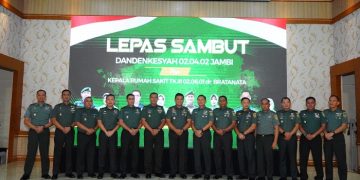 Brigjen TNI Supriono, S.IP., M.M saat menghadiri acara lepas sambut Dandenkesyah 02.04.02 di Gedung Balai Prajurit Korem 042/Gapu Telanai Pura Kota Jambi, Kamis (5/1/2022). [Dok Penrem 042/Gapu]