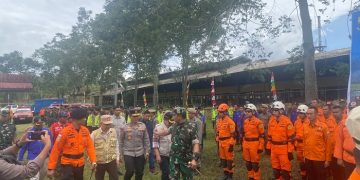 Apel Kesiapsiagaan Erupsi Gunung Kerinci di lapangan PTPN VI Kayu Aro, Sabtu (14/1/2023). [Foto Basarnas Jambi]