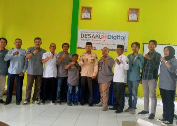 DPC PJS Batanghari dalam kegiatan sosialisasi desaku go digital se-kecamatan Muara Bulian, prov Jambi, Rabu (18/01/2023). [Aurduri.com/Wahyu]