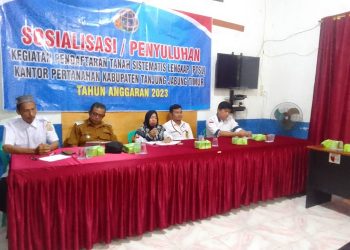 Sosialisasi Pendaftaran Tanah Sistematis Lengkap (PTSL) berbasis partisipasi masyarakat Tahun Anggaran 2023, di Aula Kantor Desa Lagan Tengah, Rabu (25/01/2023). [Foto Misbah]