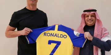 Momen perkenalan CR7 dengan klub barunya Al Nassr, Sabtu (31/12/2022). [Foto instagram CR7]