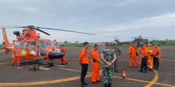Persiapan proses evakuasi Kapolda Jambi dan rombongan, Selasa (21/02/2023). [dok Aurduri.com/Wahyu]