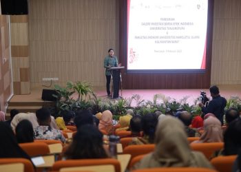 Acara peresmian serentak Galeri Investasi Bursa Efek Indonesia di Universitas Tanjungpura dan Universitas Nahdlatul Ulama Pontianak, Kalimantan Barat pada Kamis (9/2/2023). [Foto OJK]