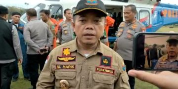 Gubernur Al Haris saat diwawancarai awak media, Selasa (21/2/2023) sore [dok. Riki]
