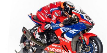 Penyematan logo One Heart dan Satu Hati pada tim Honda di tiga ajang balap dunia tersebut merupakan bentuk inspirasi bagi para pecinta balap Tanah Air dalam menggapai mimpi tertinggi di dunia balap. [Foto AHM]