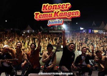 Penampilan Denny Caknan dalam Konser Temu Kangen di Kota Jambi, Rabu malam (1/3/2023). [Foto: instagram @konsertemukangen]