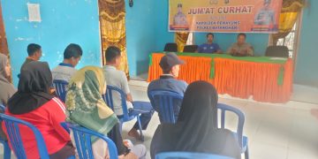 Kegiatan Jumat Curhat di Balai Desa Senaning, Kecamatan Pemayung Kabupaten Batanghari Jambi, Jumat (17/03/2023). [Foto: Arian Arifin]