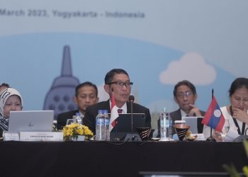 Penyelenggaraan the 38th ACMF Chairs Meeting secara hybrid di Yogyakarta, Senin (20/3/2023). [Foto: Humas OJK]