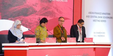 Konferensi pers Financing tranction in Asean di Bali Jumat (31/03/2023) - [Dok. Humas OJK]
