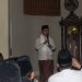 Gubernur Al Haris pada saat giat kunjungan Syafari Ramadhan di Desa Pulau Batu, Minggu (09/04/2023) malam. [Foto:  Kopas Jambi/Luth]