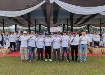 Gubernur Al Haris pada acara BPR-BPRS Nasional 2023 Provinsi Jambi di lapangan depan Kantor Gubernur Jambi [Foto: pariwarajambi.com/Riky Serampas]