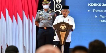 Wapres RI, Ma’ruf Amin saat menyampaikan sambutan pada acara Pengukuhan KDEKS Provinsi Jambi di Auditorium Rumah Dinas Gubernur Jambi, Kamis (04/05/2023). [Dok. Diskominfo/Maria]