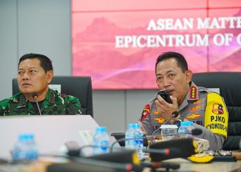 Kapolri Jenderal Listyo Sigit Prabowo saat menyampaikan kata sambutan di Command Center 91, Labuan Bajo, Nusa Tenggara Timur, Kamis (11/5/2023). [Dok. Div Humas Polri]