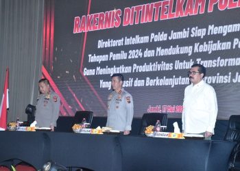 Pembukaan Rakernis Fungsi Intelkam Polda Jambi T.A 2023 di Swissbel Hotel Kota Jambi, Rabu (17/5/2023). [Foto: Humas Polda Jambi]