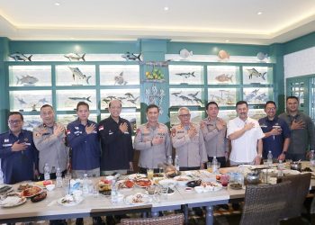 Kapolda saat Silaturahmi bersama SKK Migas Sumbagsel dan KKKS PetroChina International Jabung Ltd,
Rabu (17/05/2023). [Dok. Humas Polda Jambi]