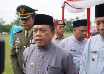 Gubernur saat diwawancarai usai menjadi inspektur upacara peringatan Hari Lahir Pancasila tahun 2023, bertempat di Lapangan Kantor Gubernur Jambi, Kamis (01/06/2023). [Foto: Diskominfo/Novriansah]