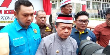 Gubenur Jambi, Al Haris saat diwawancarai usai meresmikan Rumah Kebangsaan Siginjai Provinsi Jambi di Pakuan Baru, Kota jambi, Kamis (01/06/2023). [Foto: Aurduri.com/Ega]