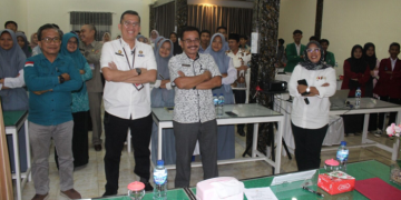 Kadis Kominfo Provinsi Jambi, Ariansyah pada kegiatan pembinaan KIM dan literasi digital di Hotel GN Kabupaten Tebo, Selasa (6/6/2023). [Foto: pariwarajambi]