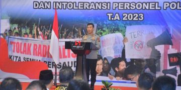 Kapolda Jambi, Irjen Pol. Rusdi Hartono saat menghadiri kegiatan pembinaan personel Polda Jambi, di Ballroom Swiss-Bellhotel Jambi, Selasa (06/06/2023). [Foto: Humas Polda Jambi]