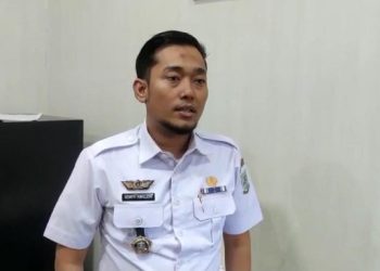 Kabag Hukum Pemerintah Kota Jambi, Gempa Awaljon saat ditemui di ruang kerjanya, Rabu (07/60/2023). [Dok. bitnews.id/Toy]