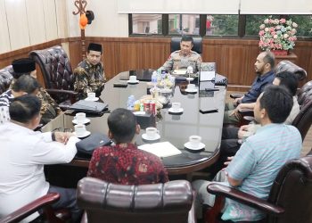 Kapolda Jambi saat Pertemuan Bersama Ketua dan Komisioner KPU Provinsi Jambi, di Mapolda Jambi, Kamis (08/06/2023). [Foto: Humas Polda Jambi]