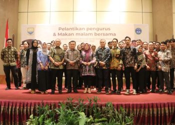 Gubernur Al Haris saat menghadiri pengukuhan Permaja periode 2022/2023 di Padang Jumat (9/06/2023). [Foto: Diskominfo/Agus]