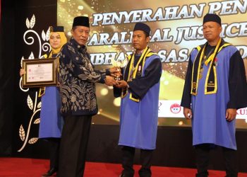 Abdullah Sani saat menghadiri acara Sinergitas dan Penguatan Pembangunan Zona Integritas menuju WBK dan WBBM Kanwil Kemenkumham Jambi di Auditorium Rumah Dinas Gubernur Jambi, Kamis (15/06/2023), [Foto: Diskominfo/Agus]