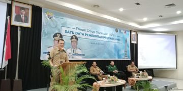 Kegiatan FGD Satu Data Pemprov Jambi pada di Bulian Room, Hotel Wiltop Jambi, Selasa (20/06/2023). [Foto: Aurduri.com/Reza]