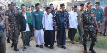 Wagub, Abdullah Sani saat menghadiri Pengajian Akbar di Ponpes Amanatul Ummah unit 2 Rimbo Bujang, Tebo, Selasa (20/6/2023). [Foto: Diskominfo/Sobirin]