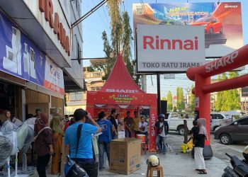 Promo PT Sharp Indonesia Cabang Jambi di Kota Muaro Bungo, Sabtu (24/06/2023). [Foto: Andry]