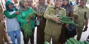 Al Haris melaunching GPM di Kantor Bupati Batanghari, Senin (26/06/2023). [Foto: Diskominfo/Agus Supriyanto]