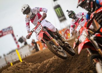 Crosser binaan Astra Honda, M. Delvintor Alfarizi pada FIM MXGP di putaran Selaparang, Lombok, Nusa Tenggara Barat, Indonesia pada Minggu (2/7/2023). [Foto: AHM]