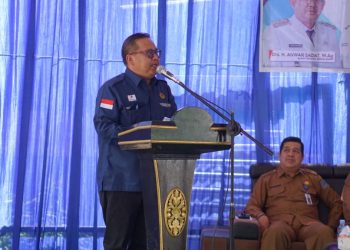 Kepala Departemen Formalitas dan Komunikasi SKK Migas Sumbagsel, Syafei Syafri di Desa Teluk Kulbi, Kecamatan Betara, Senin (3/7/2023) [Foto: FJM]