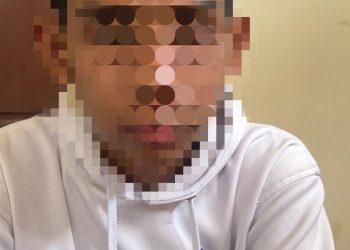 Pelaku MA (15) TPPO setelah di amankan polisi di Mapolda Jambi, Jumat (14/07/2023). [Foto: Humas Polda Jambi]