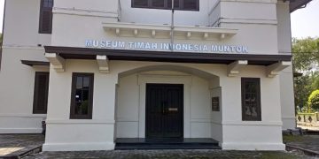 Gedung museum Timah Indonesia Muntok yang sedang dalam renovasi. [Foto: Humas PT Timah Tbk]