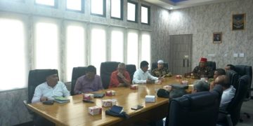 Acara rapat kunjungan kerjasama yang berlangsung di Ruang Sekretaris Daerah Kabupaten Muaro Jambi pada Jumat, 19 Mei 2023. [Foto: Diskominfo Muaro Jambi]