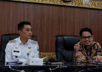 Pj Bupati Muaro Jambi Hadiri Rapat Paripurna tentang Pertanggungjawaban APBD Tahun 2022 di ruang sidang utama DPRD Kabupaten Muaro Jambi pada Selasa, 6 Juni 2023. [Foto: Diskominfo Muaro Jambi]