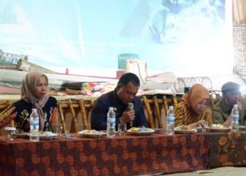 Sekda Budhi hadiri acara "LOKAKARYA di kantor Desa Danau Lamo pada Senin, 12 Juni 2023. [Foto: Diskominfo Muaro Jambi]