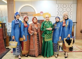 Peringatan Hari Kartini dan HUT Dekranas di Maulidia Convention Center, Telanai Pura, Jambi pada Selasa, 13 Juni 2023. [Foto: Diskominfo Muaro Jambi]