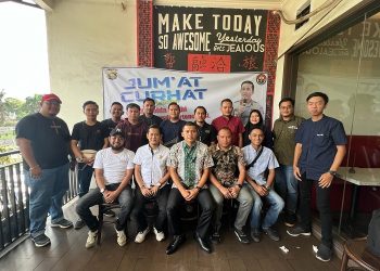 Polda Jambi Jum'at Curhat Bersama Awak Media dan Mahasiswa di Kopi Oey pada Jumat, (07/07/23). [Foto: Humas Polda Jambi]