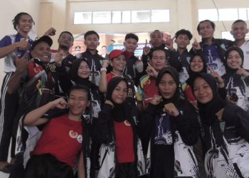 Atlet Muay Thai Kota Jambi pada ajang Porprov Jambi XXIII tahun 2023 yang digelar di Gedung Pertina Kotabaru, Kota Jambi pada Minggu, (9/7/2023). [Foto: Aurduri.com/Reza Fender]
