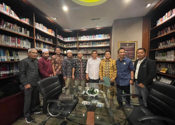 Pertemuan Ketum DPW SI Provinsi Jambi, Muhammad Husyairi, di Jakarta, Selasa (11/7/2023). [Foto: Monas J]