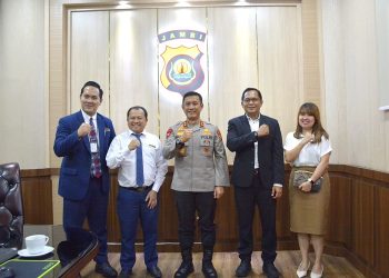 Kapolda Terima Silaturahmi GM BW Luxury Hotel Jambi di Mapolda Jambi Selasa, (25/07/2023). [Foto: Humas Polda Jambi]
