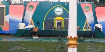 Penampakan panggung utama MTQ ke-52 tingkat Provinsi di Kabupaten Sarolangun. [Foto: Don Ameck]