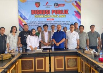 Diskusi publik Ditintelkam Polda Jambi bersama insan pers di Rumah Kebangsaan Siginjai, Thehok, Jambi Selatan, Kota Jambi, Rabu (2/8/2023) [Foto: jernih.id/Fei]