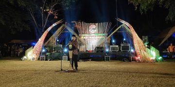 Gubernur Al Haris Hadiri Kenduri Swarnabhumi Aek Telakung di Desa Baru, Kecamatan Maro Sebo, Kabupaten Muaro Jambi pada Kamis, (03/08/2023). [Foto: pariwarajambi/Riky]
